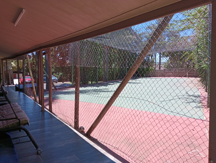 6 Bedroom Property for Sale in Vanes Estate Eastern Cape